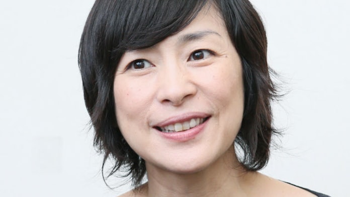 女優 西田尚美さん 日本経済新聞 女優 西田尚美さん 日本経済新聞