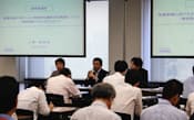 伊藤忠商事は新制度導入に向け社員説明会をたびたび開いた