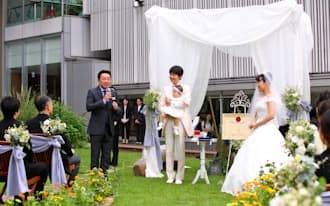 三越伊勢丹ホールディングスとみんなのウェディングが共同で企画した結婚式（8月、東京・中央の三越銀座店）