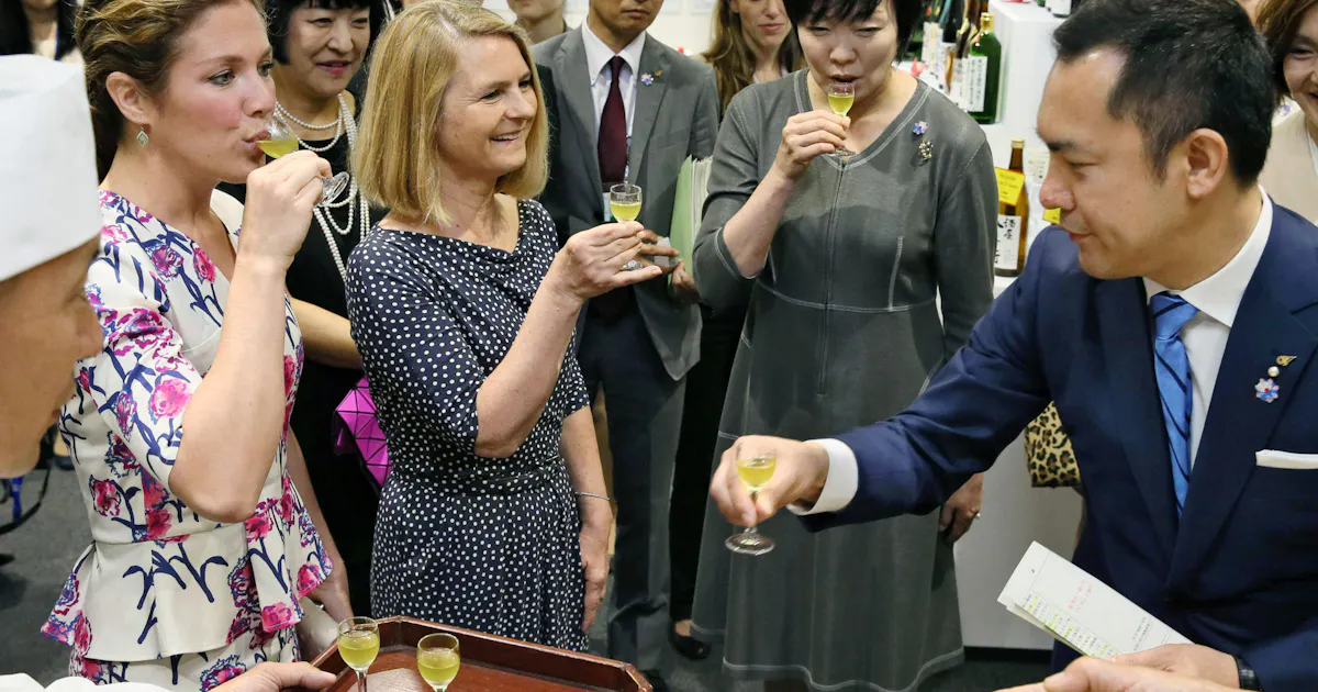 伊勢志摩だより 伴侶も満喫 日本経済新聞 伊勢志摩だより 伴侶も満喫 日本経済新聞