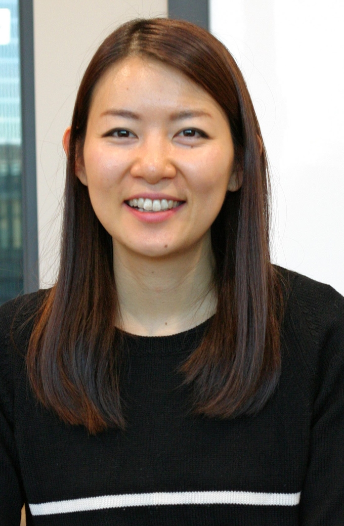 プログラミングと英語を 日本経済新聞