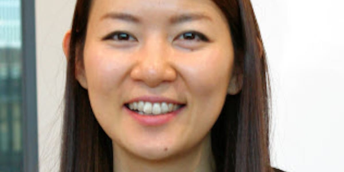 プログラミングと英語を 日本経済新聞