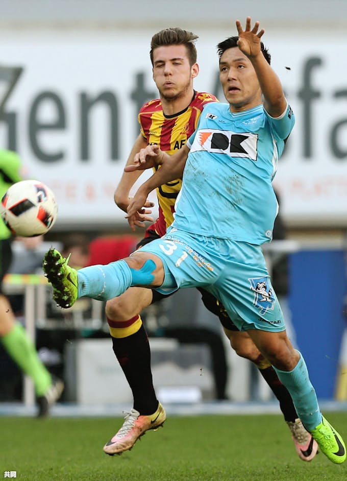 久保 ヘント移籍5点目 日本経済新聞