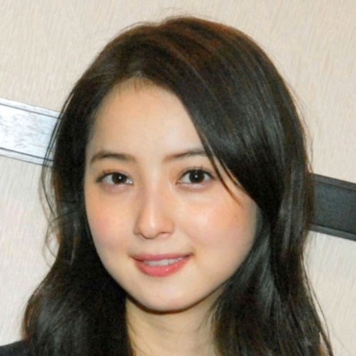 短信 佐々木希さんと結婚へ 渡部さん Tv番組で発表 日本経済新聞 短信 佐々木希さんと結婚へ 渡部さん Tv番組で発表 日本経済新聞