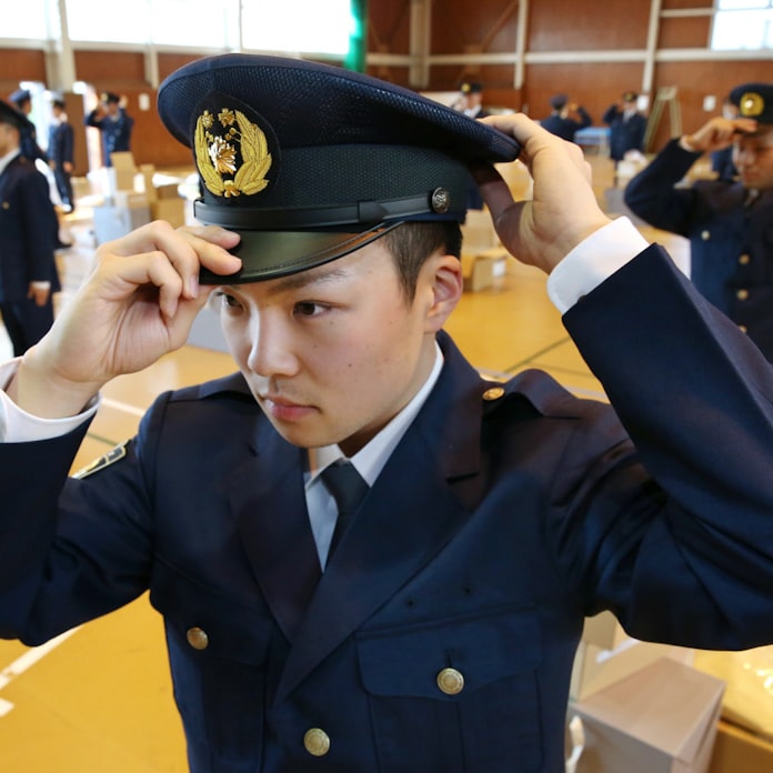 皇宮警察学校 制服 日本経済新聞 皇宮警察学校 制服 日本経済新聞