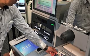ATMで投資信託の申し込みなど多機能化を進める（東京都港区のOKI）
