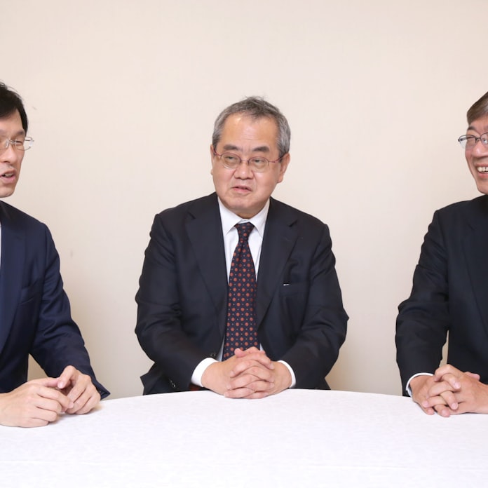 識者座談会 熱狂なき自民圧勝 なぜ 日本経済新聞 識者座談会 熱狂なき自民圧勝 なぜ 日本経済新聞