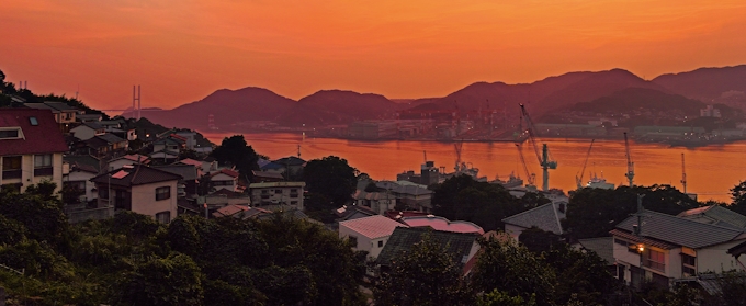 吉村昭 戦艦武蔵 長崎市 日本経済新聞