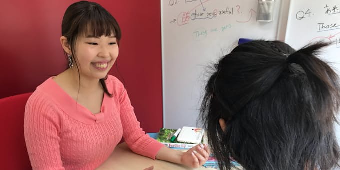大学生 塾講師バイト敬遠 就活見据え柔軟に働く 日本経済新聞