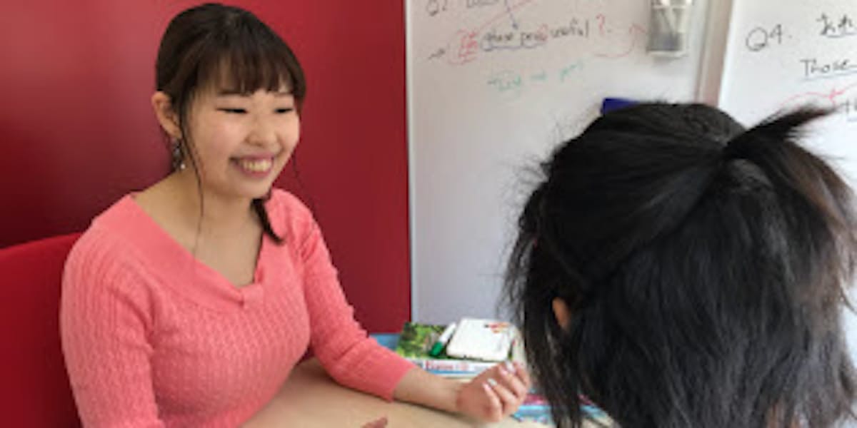 大学生 塾講師バイト敬遠 就活見据え柔軟に働く 日本経済新聞