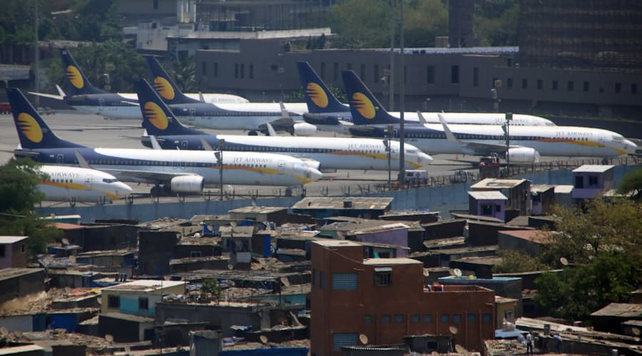 インド航空大手のジェット 破産へ 株価は急落 日本経済新聞