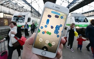 公共交通機関やタクシーなどを定額制乗り放題にし、利用者の利便性を高めたMaaSアプリ「ウィム」（ヘルシンキ中央駅）
