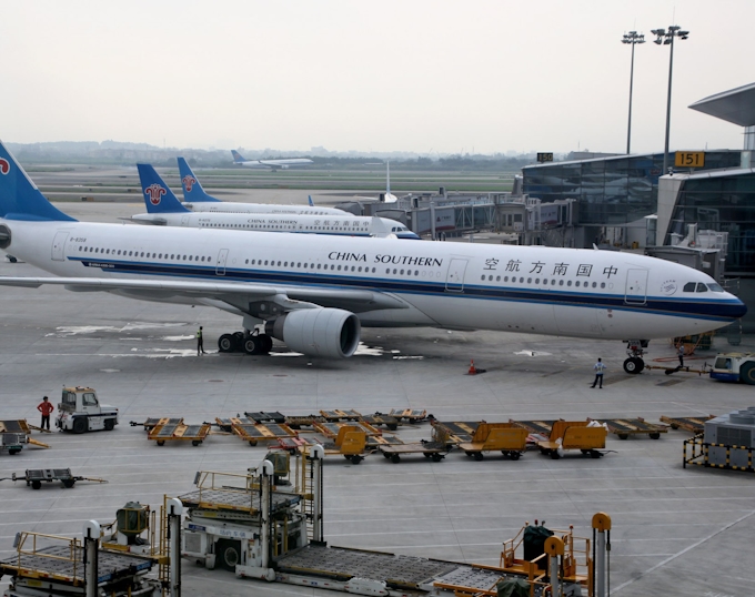 中国 急ピッチで地方空港整備 日本経済新聞