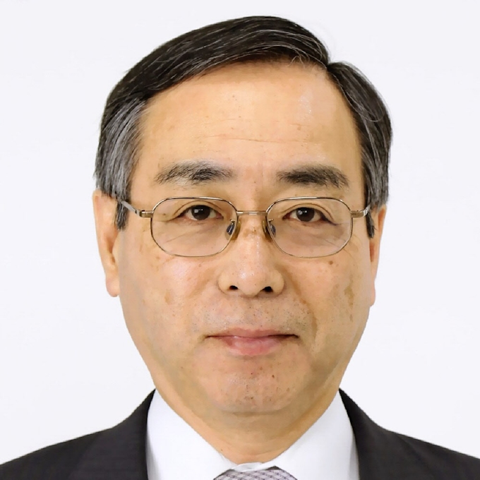 法トーク 即戦力人材 育成積極的に 日本経済新聞