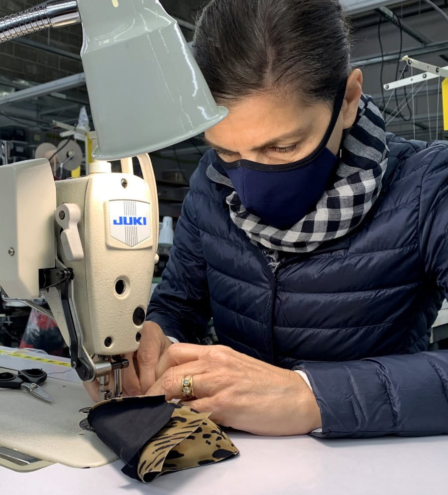 マスク姿 奇妙から習慣に 日本経済新聞