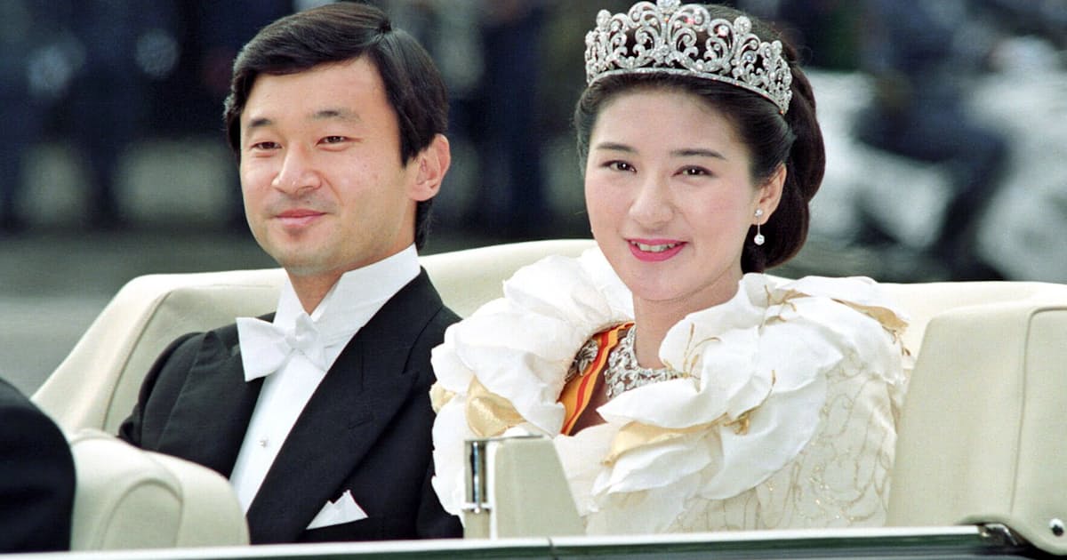 1993年6月9日 皇太子さま・雅子さま、皇居で結婚の儀 - 日本経済新聞