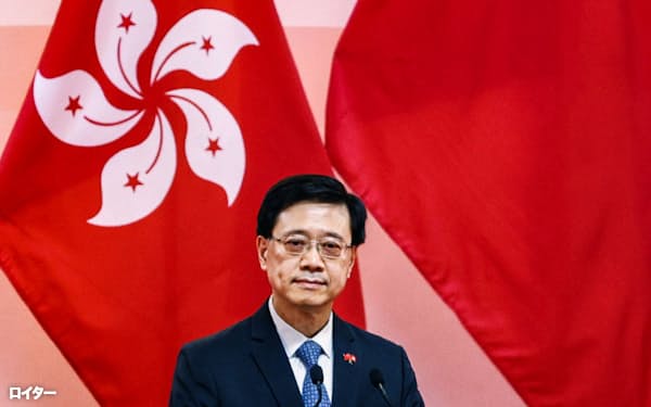 香港の次期行政長官と目される李家超氏は警察と治安の専門家だ=ロイター
                                                        