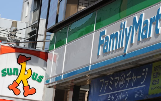 16年9月1日 ファミマ ユニー統合 店舗数でコンビニ2位に 日本経済新聞