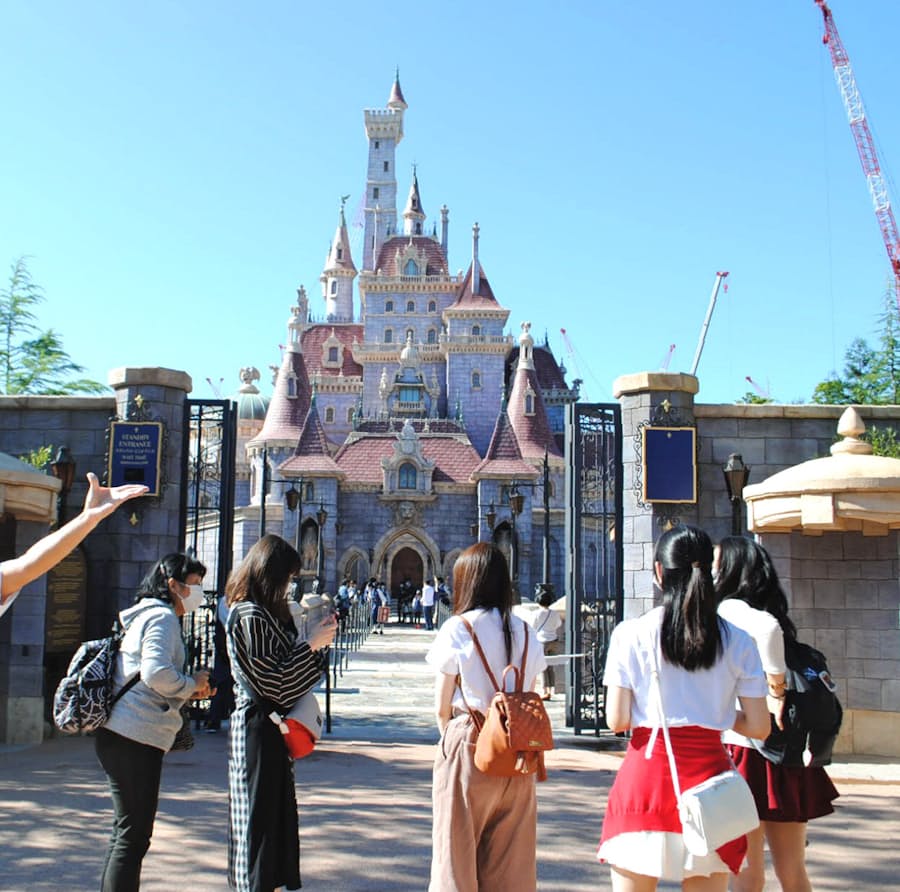 夢の国 新エリア開業 東京ディズニー 日本経済新聞
