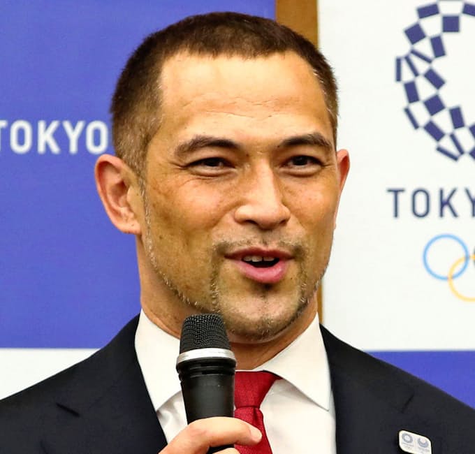 スポーツ庁長官 室伏広治氏 日本経済新聞