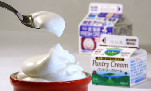 同じ原料の牛乳は値上がり 生クリームほぼ変わらず 日本経済新聞 同じ原料の牛乳は値上がり 生クリームほぼ変わらず 日本経済新聞