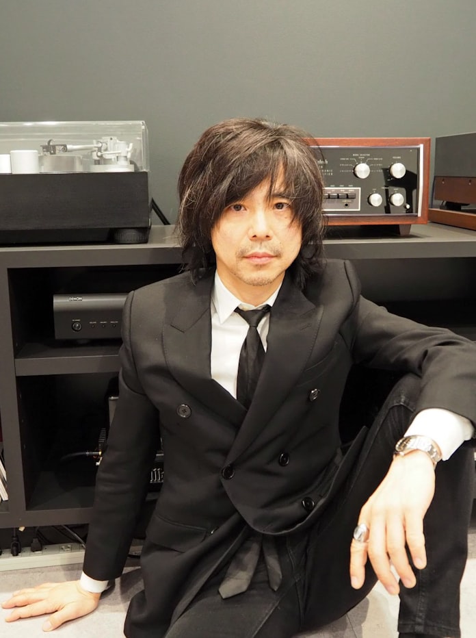 宮本浩次さん 女性歌手のラブソングカバー 日本経済新聞 宮本浩次さん 女性歌手のラブソングカバー 日本経済新聞