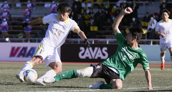 前橋育英8強 高校サッカー 日本経済新聞 前橋育英8強 高校サッカー 日本経済新聞