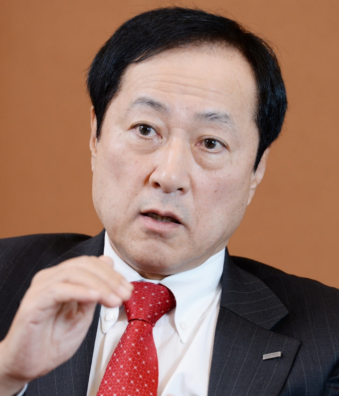 みずほfg社長佐藤 康博氏 上 日本経済新聞