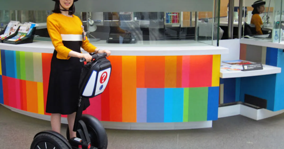 セグウェイ乗ってご案内 日本経済新聞 セグウェイ乗ってご案内 日本経済新聞