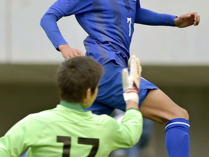 サッカー 手堅い試合 市船橋完勝 日本経済新聞 サッカー 手堅い試合 市船橋完勝 日本経済新聞