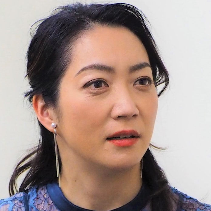 諏訪内晶子さん 無伴奏でバッハに迫る 日本経済新聞 諏訪内晶子さん 無伴奏でバッハに迫る 日本経済新聞