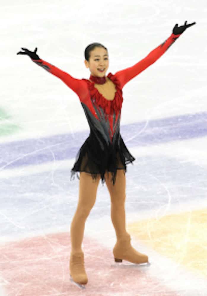 浅田が銀 金はキム ヨナ フィギュア女子 日本経済新聞