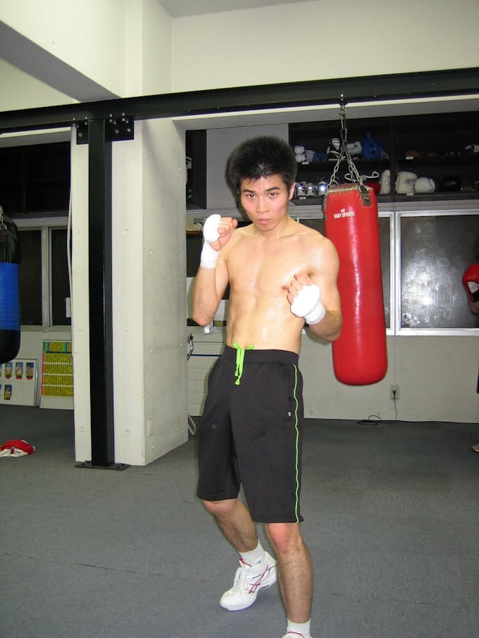 医師ボクサー 本気で目指す日本チャンプ 日本経済新聞