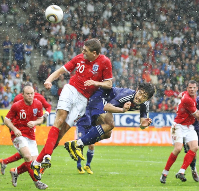 サッカー日本代表 1 2で逆転負け イングランド戦 日本経済新聞 サッカー日本代表 1 2で逆転負け イングランド戦 日本経済新聞