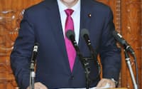 衆院本会議で質問する自民党の谷垣総裁(14日午後)