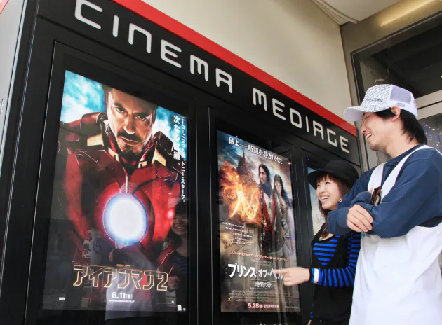 吹き替え映画なぜ増加 超日本語吹替版 も登場 Nikkei Style 吹き替え映画なぜ増加 超日本語吹替版 も登場 Nikkei Style