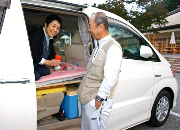 中高年に広がる 車中泊 の旅 Nikkei Style 中高年に広がる 車中泊 の旅 Nikkei Style