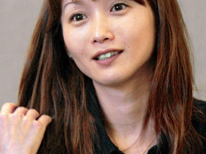 星になった歌巫女 本田美奈子 メモリアル コンサートでしのぶ 日本経済新聞 星になった歌巫女 本田美奈子 メモリアル コンサートでしのぶ 日本経済新聞