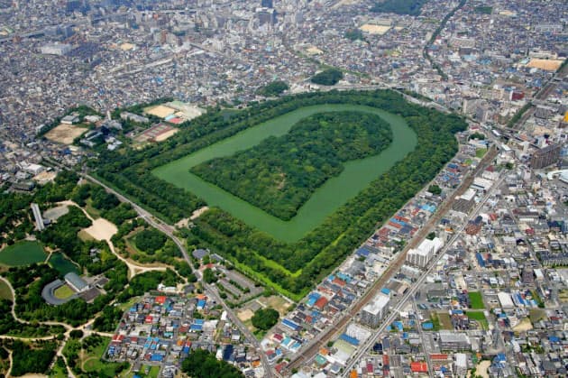 宮内庁調査官が明かす 896の聖域 天皇陵の真実 Nikkei Style