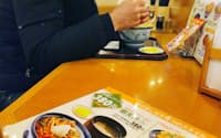 「天丼てんや」は朝限定メニューを提供する(東京都新宿区の天丼てんや新宿センタービル店)