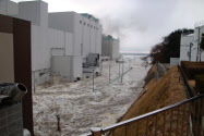 福島第2原発における津波の状況=東京電力提供