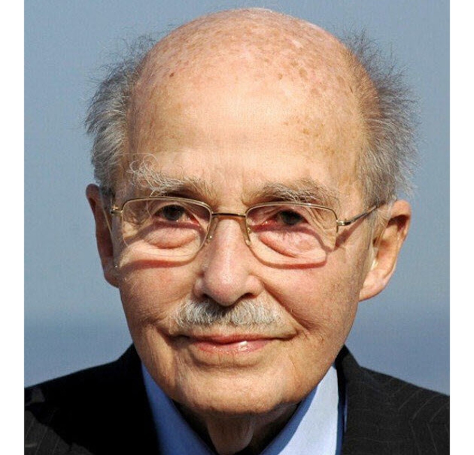 オーストリア ハンガリー帝国最後の皇帝の長男が死去 日本経済新聞