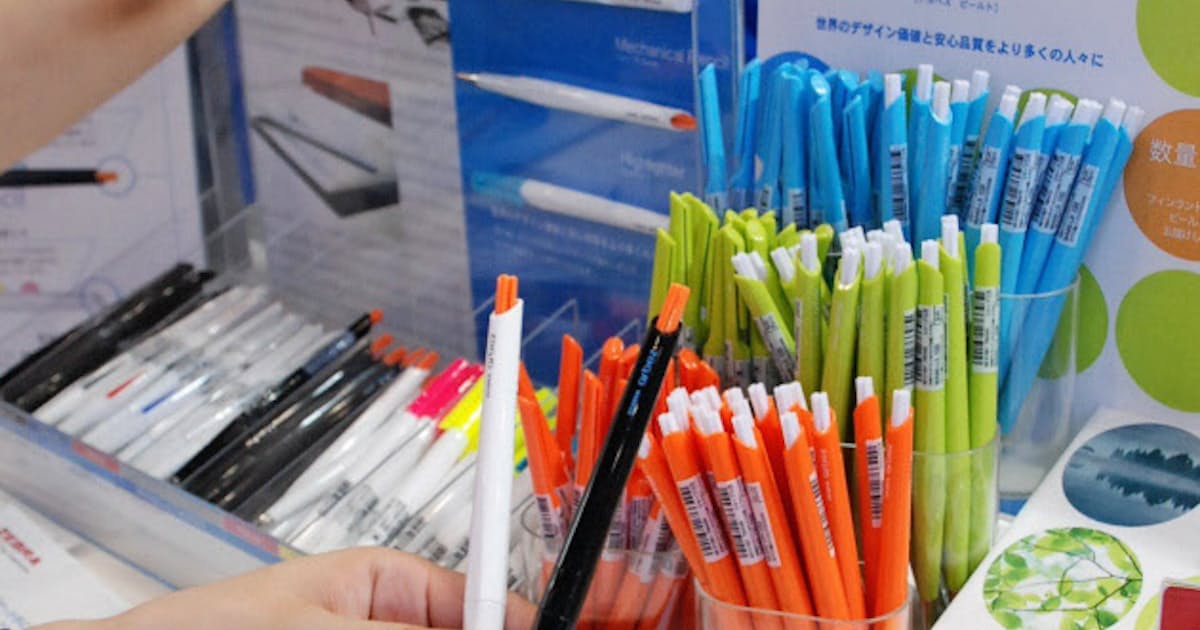 ボールペン それとも筆ペン 筆記具が描く新感覚 日本経済新聞 ボールペン それとも筆ペン 筆記具が描く新感覚 日本経済新聞
