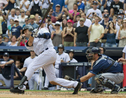 ジーター 3000安打達成 ヤンキース初 メジャー史上28人目 日本経済新聞