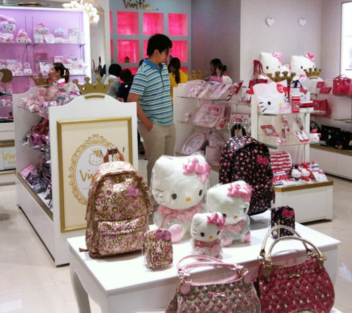 サンリオ 香港社に キティ 中国使用権 商習慣リスク軽減 日本経済新聞 サンリオ 香港社に キティ 中国使用権 商習慣リスク軽減 日本経済新聞