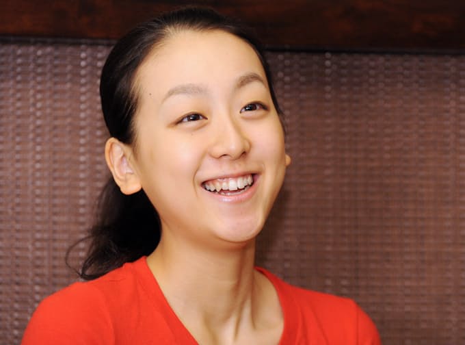 浅田真央 今季は きれいなスケーターになりたい 日本経済新聞 浅田真央 今季は きれいなスケーターになりたい 日本経済新聞