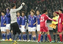ザック ジャパン初黒星 北朝鮮に0 1 W杯予選 日本経済新聞 ザック ジャパン初黒星 北朝鮮に0 1 W杯予選 日本経済新聞
