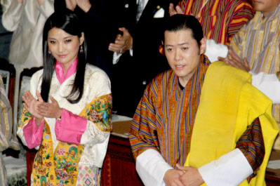 写真特集 ブータン国王夫妻 来日から帰国まで 日本経済新聞