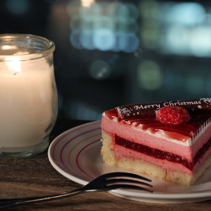 有名パティシエのお取り寄せクリスマスケーキ 日本経済新聞