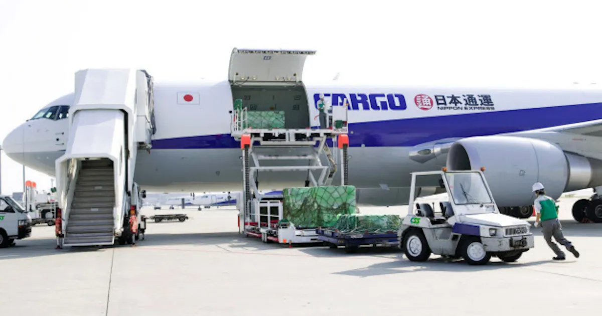 日通 災害で見せた航空輸送の強み 日本経済新聞 日通 災害で見せた航空輸送の強み 日本経済新聞